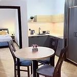 Benjamin Apartman