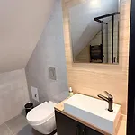 Benjamin Apartman *