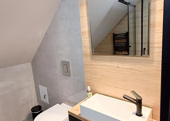 Benjamin Lejlighed *