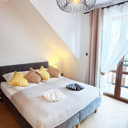 Benjamin Apartment
