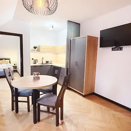 Benjamin Apartment